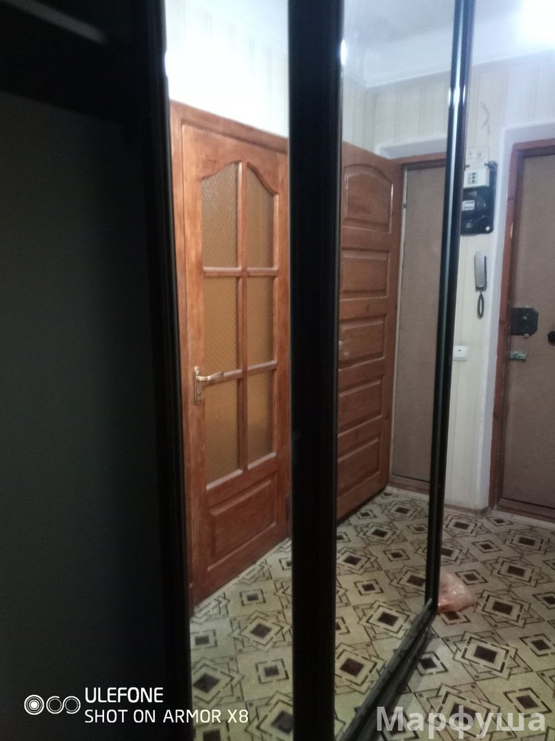 Сдам 2 комн. кв-ру с ремонтом кв. Солнечный - выше с/м Спар. Есть  а/о, кондиционер,