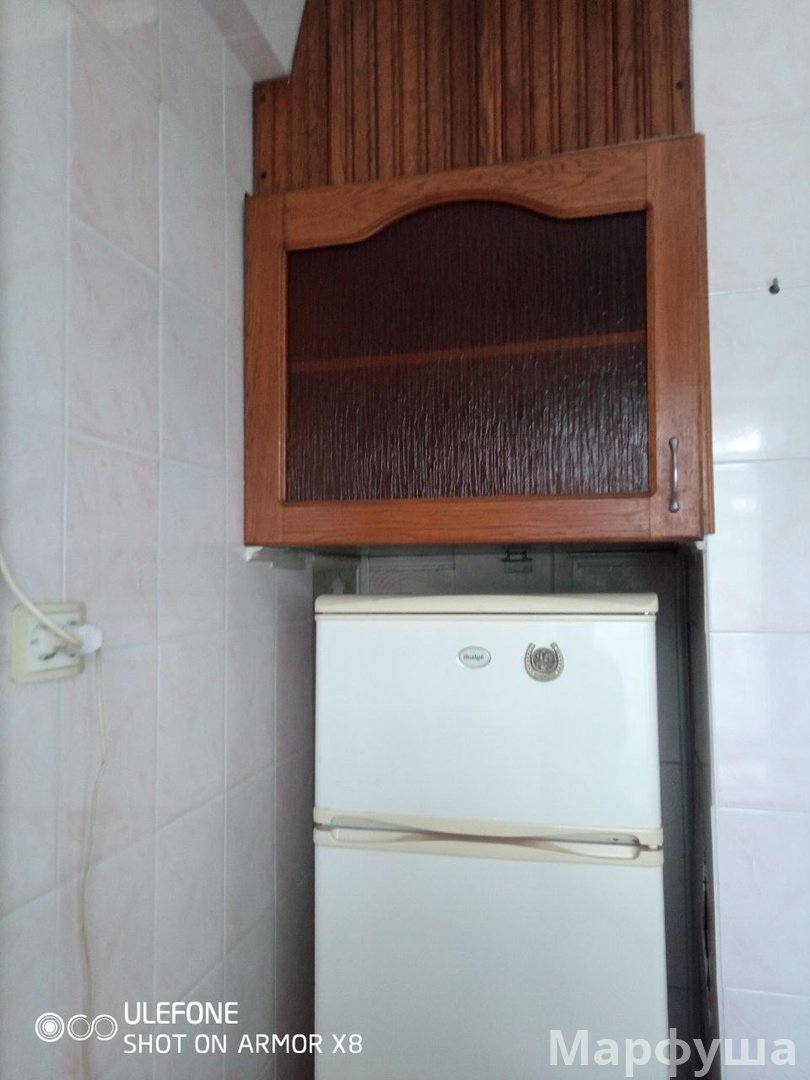 Сдам 2 комн. кв-ру с ремонтом кв. Солнечный - выше с/м Спар. Есть  а/о, кондиционер,