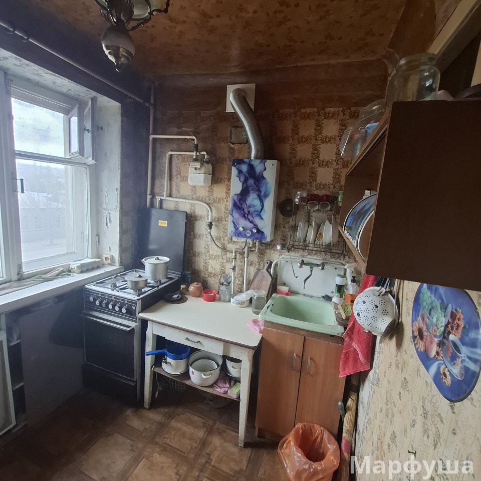 Продам недорого 2- комн.квартиру в Каменобродском р-не по ул Кирова 3/5-эт,кирп.дом,в р-не Нового ж/д вокзала,