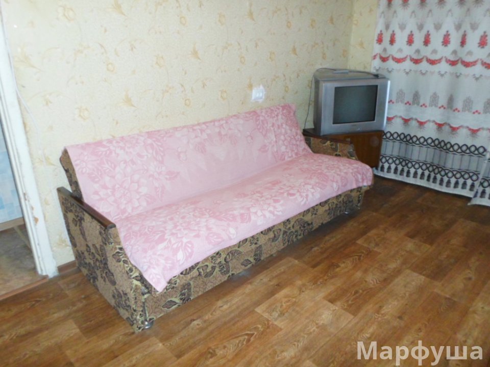 Дёшево сдам 1ком. кв-ру в Луганске кв. Гагарина- нижняя часть,10мин. пешком к ВНУ. Есть газовое автономное отопление