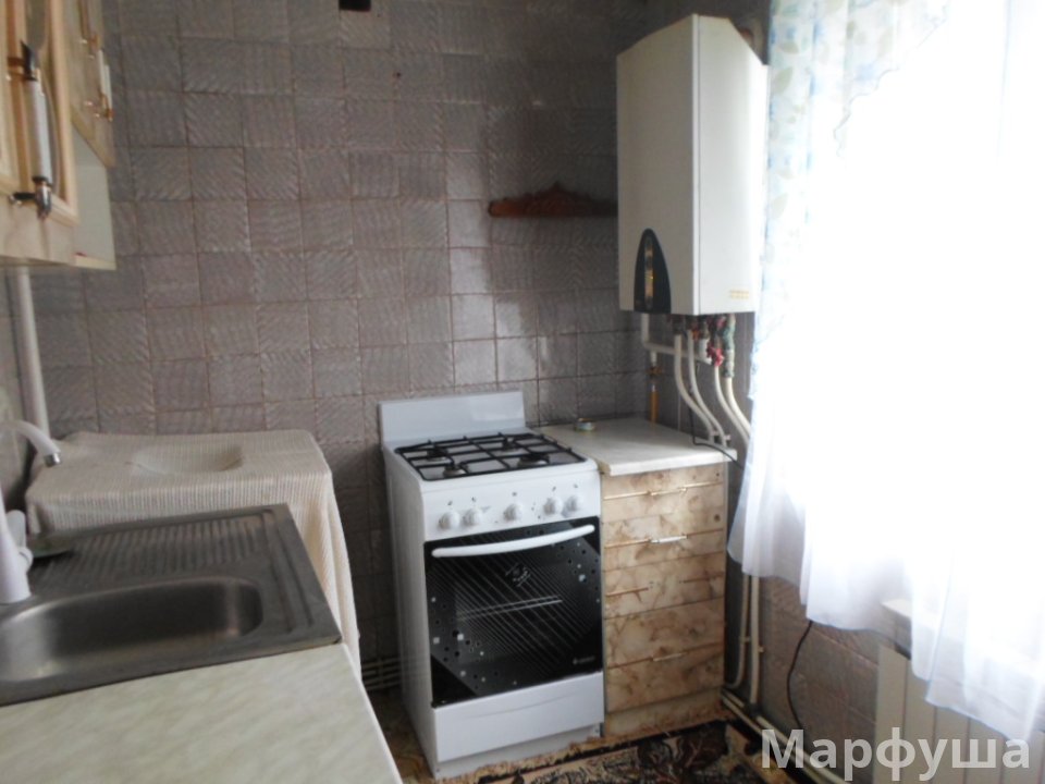 Дёшево сдам 1ком. кв-ру в Луганске кв. Гагарина- нижняя часть,10мин. пешком к ВНУ. Есть газовое автономное отопление