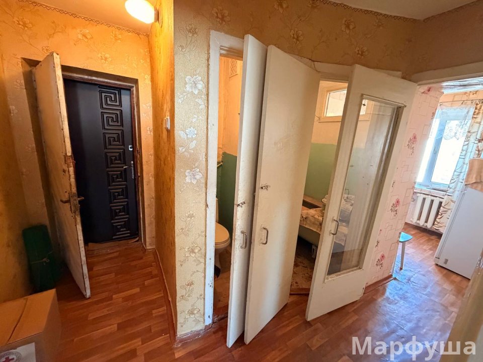 Продам 2- к квартиру на кв 50 Лет Октября (верхний Окей)