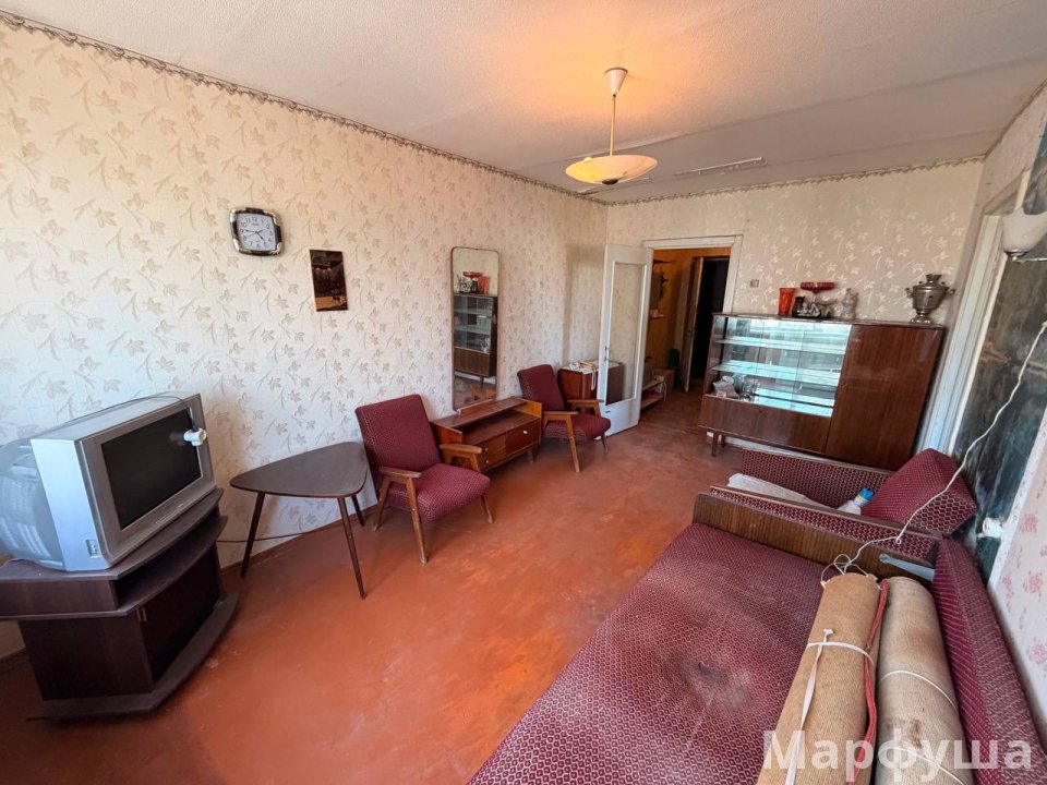 Продам 2- к квартиру на кв 50 Лет Октября (верхний Окей)