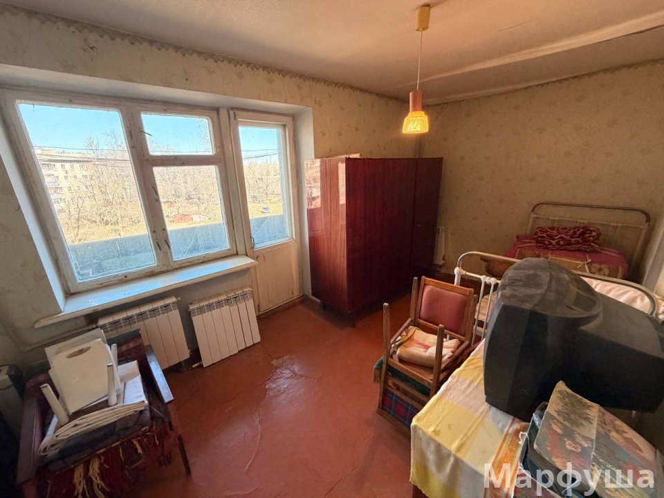 Продам 2- к квартиру на кв 50 Лет Октября (верхний Окей)