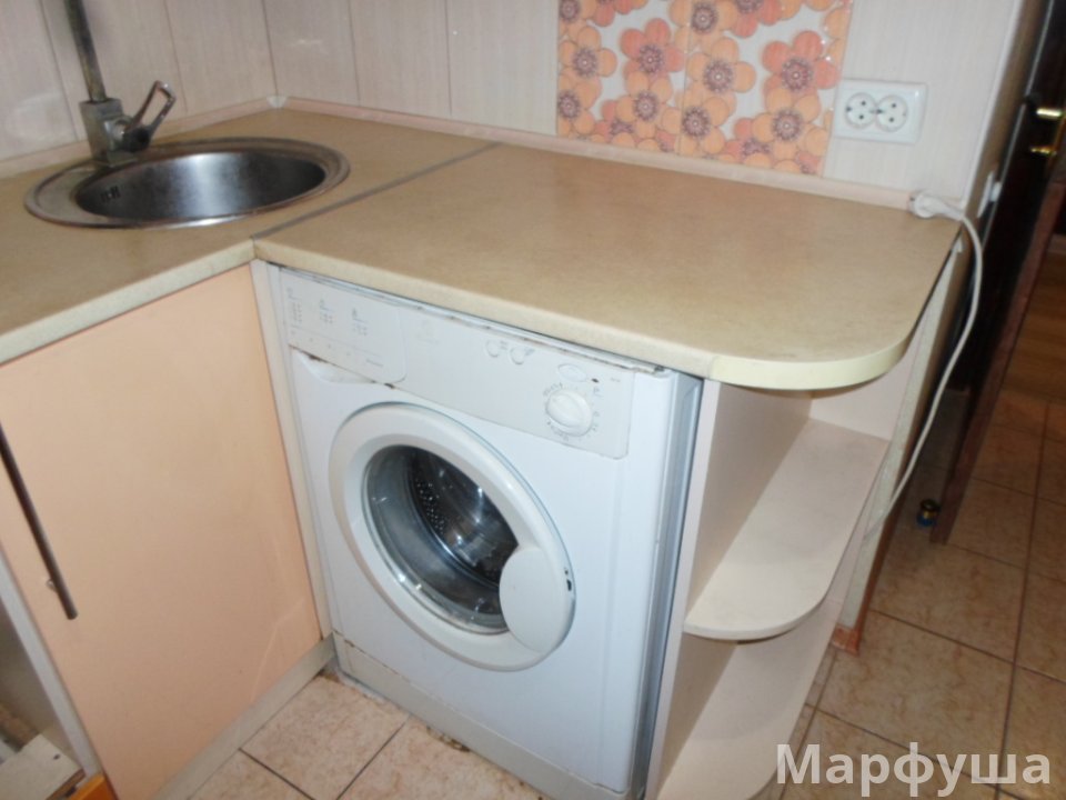 Сдам в Луганске 2комн.кв-ру кв. Ватутина возле маг. Хоттабыч с евроремонтом и автономным отоплением